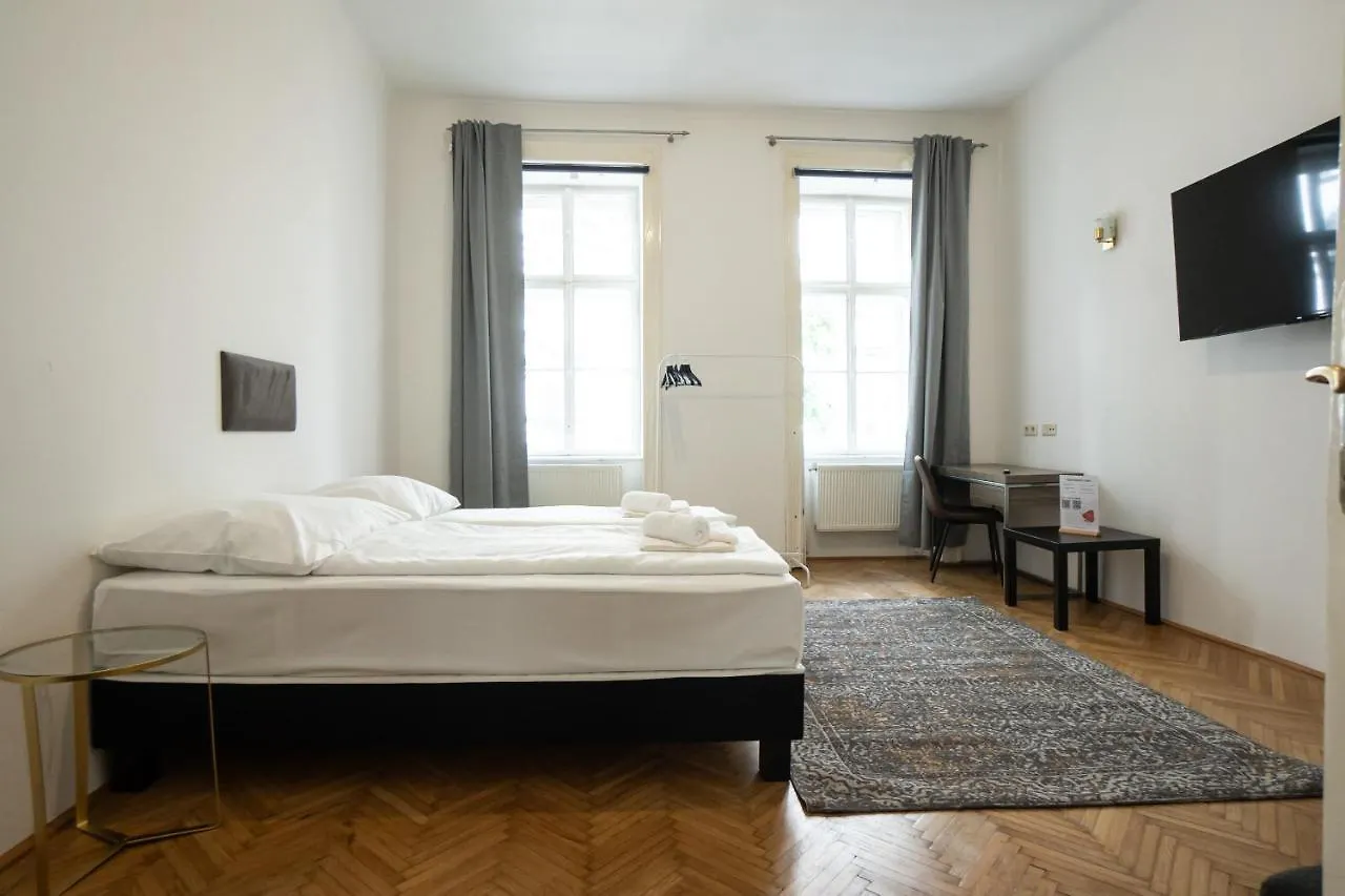 Central Spacious Apartment With A King-Size Bed 비엔나 오스트리아